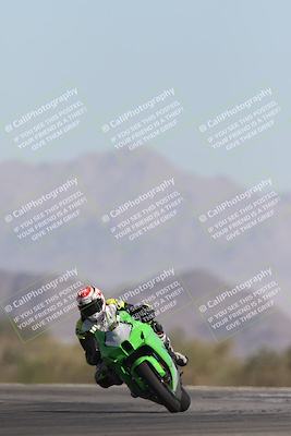 media/Oct-26-2025-Race Pace (Sun) [[c1447ca738]]/Non Verified (1st 20 Minutes of every Hour)/4-Turn 14 (1110am)/